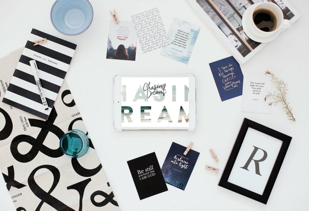 how to launch a blog successfully